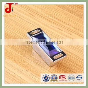Europe Type Decorative Zinc Alloy Crystal Drawer Handles thumbnail-1