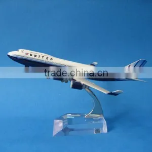 Metal B747 United Airplane Model thumbnail-1