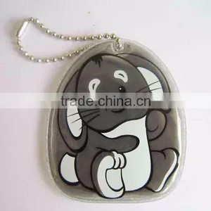 Animal Shape Reflector Keychain Plastic Reflective Toys for Safety thumbnail-4
