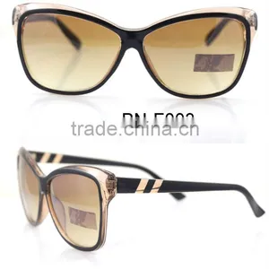 Fashion Sunglasses thumbnail-1