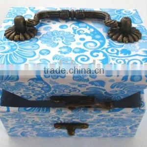 Color Print Deluxe Gift Box thumbnail-1