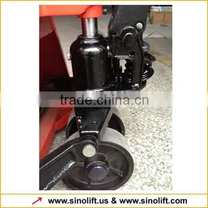 DF Series Hand Pallet Truck thumbnail-4