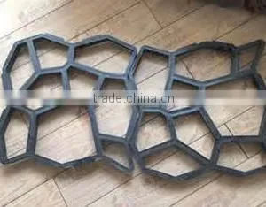 DIY Garden Pathway Stepping Stone Mold thumbnail-3