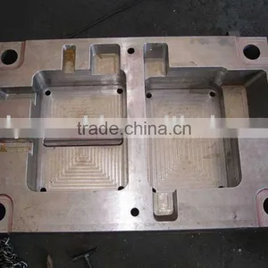 Plastic Water Box of Car Injection Mould thumbnail-1