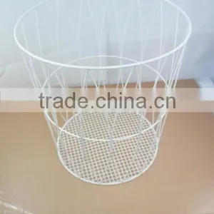 Round Wire Laundry Basket, Arc Pattern thumbnail-3