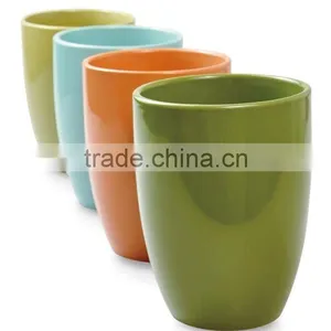 Flower Pot With Solid Color thumbnail-1