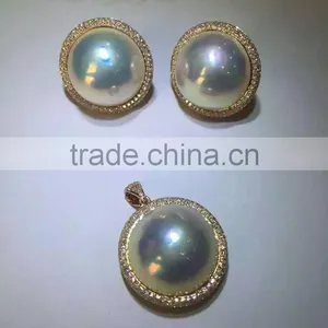 20-21mm Seawater Mabe Pearl Earring thumbnail-5