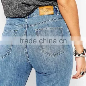 High Quality Wholesale Womens Denim Low Rise Oversized Boyfriend Jeans With Roll Hem & Ripped Knees Quality Choice thumbnail-2