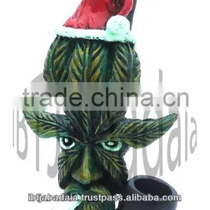 Figurine Shaped Hand Crafted Smoking Pipes - Christmas Marihuana Leaf thumbnail-1