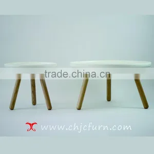 Plastic Table thumbnail-1