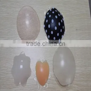 Sexy Reusable Sticking Nipple Cover thumbnail-2