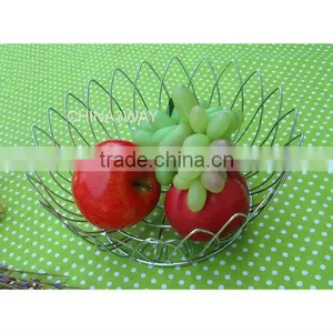 Handmade Fruit Picking Garden Metal Wire Basket thumbnail-1