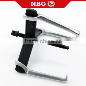 Frofessional Grade Strong 3 Jaws Gear Puller thumbnail-3