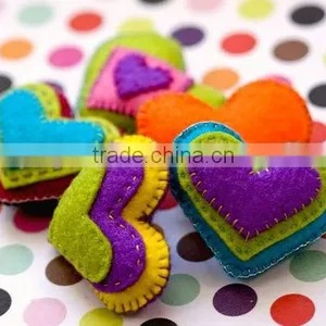 2017 China Hot Sale High Quality Handmade Promotional New Product Handmade Eco Friendly Cheap Wholesale Felt Heart Shaped Toys thumbnail-1