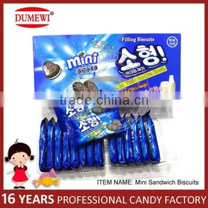 160g Mini Black Strawberry Sandwich Biscuits thumbnail-2