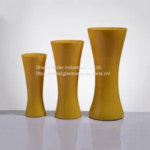 Modern Collectable Yellow Glass Flower Vase Manufacturers thumbnail-1