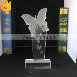 Wholesale Butterfly Shape Crystal Unique New Design Award Desktop Decoration thumbnail-1
