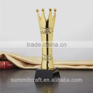 Custom High Quality Golden Crown Trophy thumbnail-1