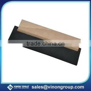 Best Selling Grout Spreader With Wooden Handle thumbnail-1