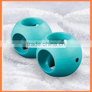 Magnet Washing Ball thumbnail-1