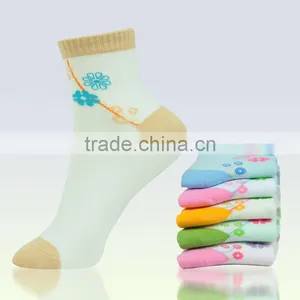 Jacquard Flowers Sock Woman thumbnail-1