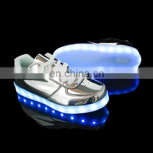 Wholesale Shining Mirror Finish PU Leather Street Dance Night Club LED Shoes thumbnail-1