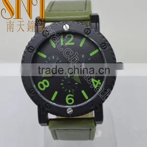 Vogue Spray Black Dial With Green Number Quartz Watch With For Man thumbnail-1