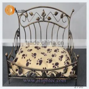 Metal Frame Pet Bed and Accessories Deluxe Dog Bed thumbnail-2