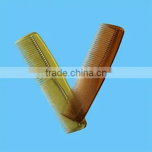 Plastic Easy Comb thumbnail-1
