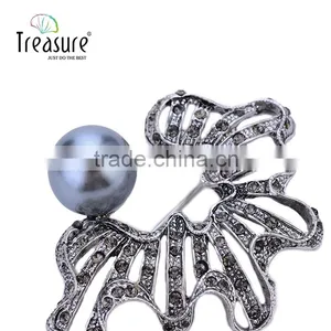 Brand Treasure Pearl Brooch Wholesale Yiwu New Model Fashion Diamond Pearl Brooch Wholesale thumbnail-3
