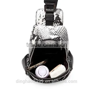 2016 New Design Messenger Bag Snake Pattern Leather Bag Men's Fashion Bag thumbnail-6