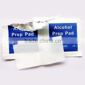 Disinfection And Sterilization 70% Isopropyl Alcohol Swab thumbnail-4