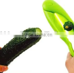 Functional Asparagus Peeler thumbnail-1