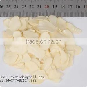 Dried Dehydrated Garlic Flakes thumbnail-1