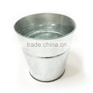 Small Colorful Metal Pail With Handle thumbnail-1