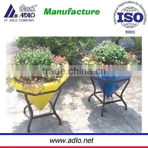 Outdoor Garden Flower Large Plastic Planters / Flower Vases thumbnail-1