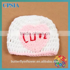 White Pink Heart Shape Pattern Knit Crochet Baby Beanie Newborn Hat thumbnail-1