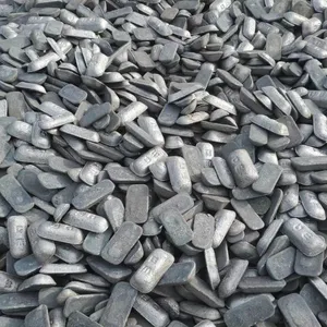 Pig Iron Blocks 10-50mm Uniform Size Easy for Furnace Charge thumbnail-3
