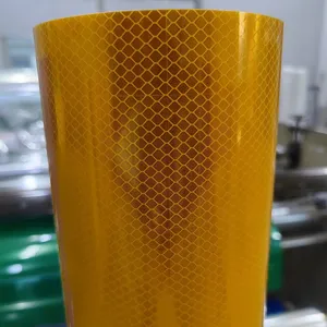 Diamond Grade Class V Reflective Film, Reflective Lettering Printing Film for Highway Guardrail Large-angle Reflective Sheeting thumbnail-2