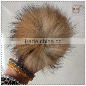Genuine Raccoon Fur Pompons thumbnail-5