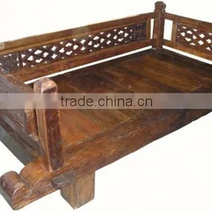 COFEE TABLE & SITTING CHAIR COUPLE thumbnail-1