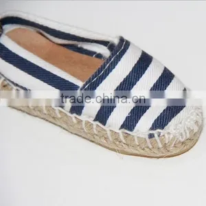 Promotional Cute Stripe Canvas 3D Mini Shoe Keychain thumbnail-2