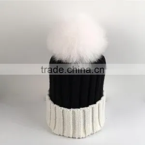 Myfur White Fox Body Fur Thick Fur Pompoms Knitted Adult Beanie Cap thumbnail-1