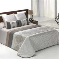 Satin Bedding Set thumbnail-1
