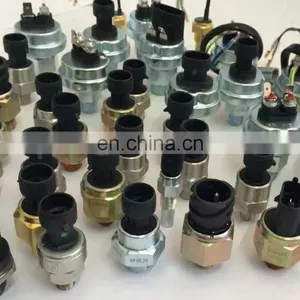 Truck Electronic Oil Pressure Sensor Switch L4700-38231G0 thumbnail-3