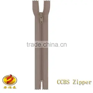 Fashion Y Teeth No.4 Closed End Fashion Nylon Zipper A/L for Sale thumbnail-1