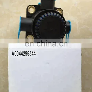 European Truck Auto Spare Parts Air Brake Relay Valve Oem 0044296344 for DAF MAN MB SC Truck thumbnail-3