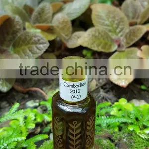 Cambodian Pursat Oud Oil Year 2012 thumbnail-1
