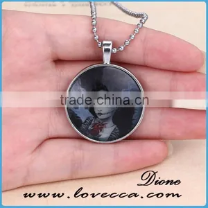 Halloween Necklace Ghost Children Round Locket Glow in the Dark Pendant Halloween Decoration thumbnail-3