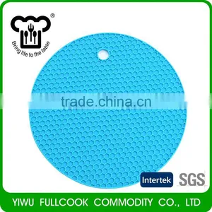 Factory Sale Simple Design Durable Table Mat thumbnail-3